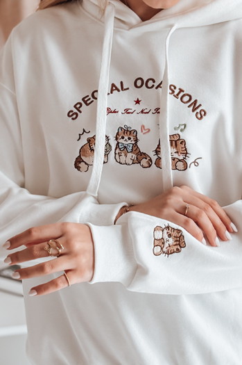 Ženska prevelika jopa s kapuco SPECIAL KITTY bela Dstreet BY1512