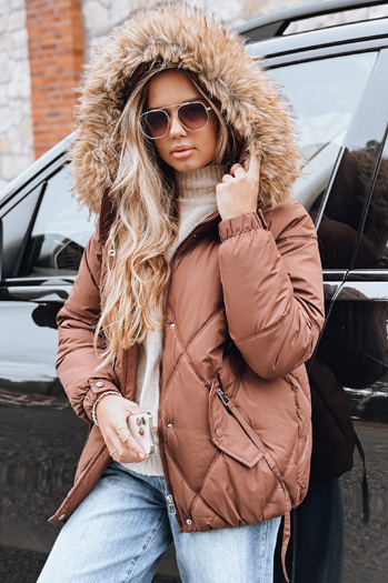 Ženska zimska prešita jakna s kapuco rjave barve Dstreet TY5231