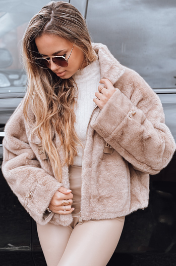 Kratek bež krznen plašč Dstreet TY5248