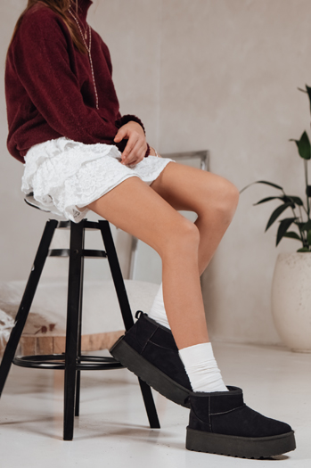 Ženski črni semiš snežni škornji Dstreet ZY1283