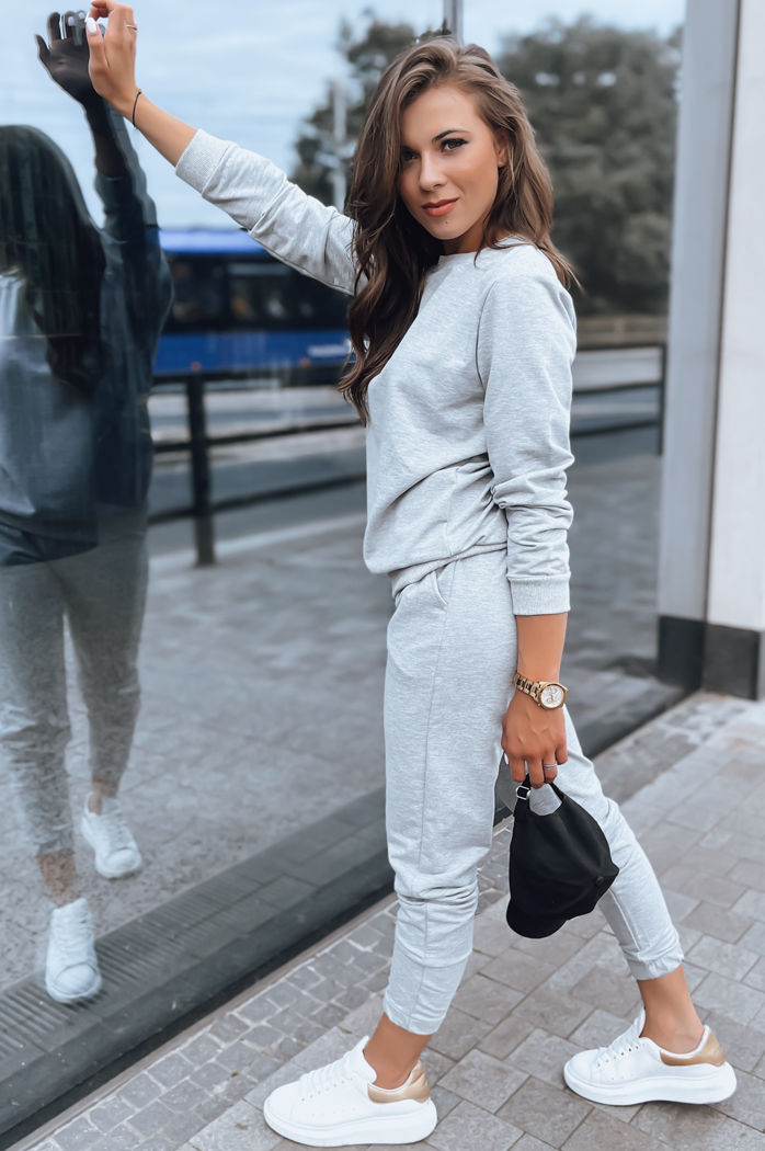 Ženski komplet trenirke MILIAN Barva Svetlosiva DSTREET AY0816z