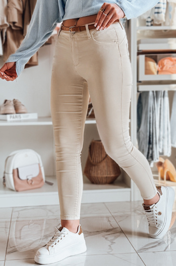 CLARET ženske hlače iz džinsa s pasom v svetlo bež barvi Dstreet UY2440