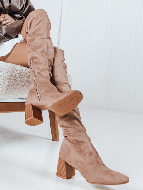 Ženski škornji Dstreet iz semiša v bež barvi ZY1244