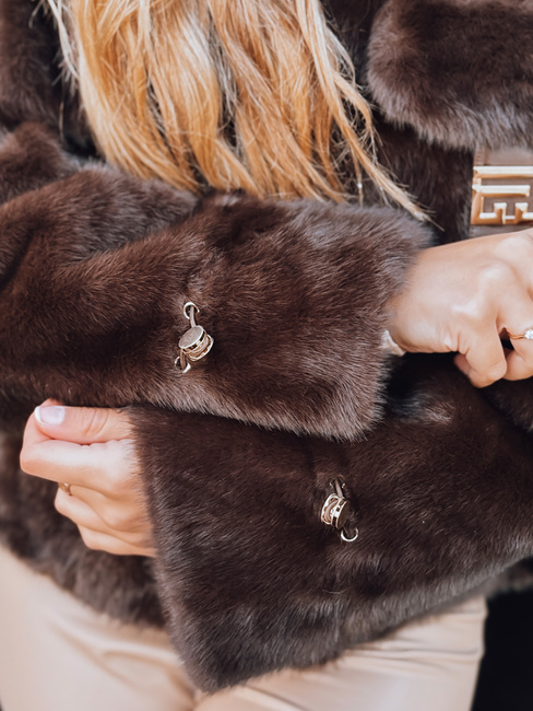 Ženski kratki rjavi krznen plašč Dstreet TY5241