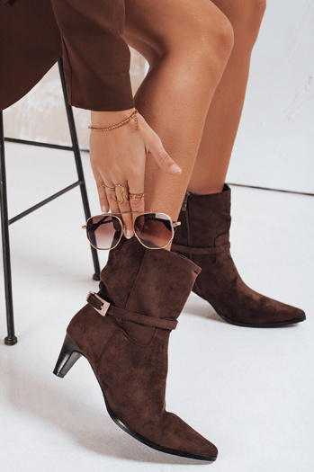 Ženski škornji Dstreet ZY1207 iz semiša v rjavi barvi