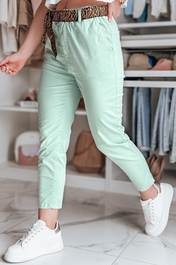 Ženske hlače s pasom MADELINA mint Dstreet UY2624