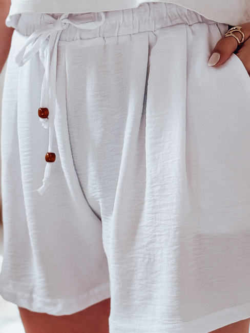 Ženske kratke hlače iz blaga SUMMER TRIP bele barve Dstreet SY0438