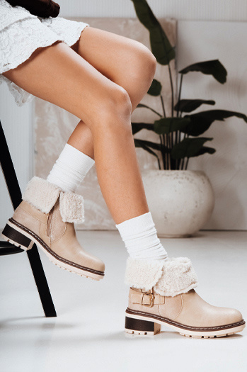 Ženski škornji z ovčjo kožo bež barve Dstreet ZY1249