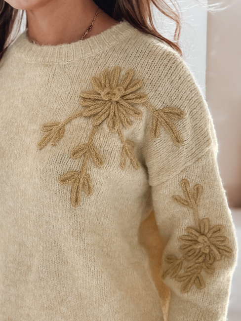 Ženski pulover s cvetlično aplikacijo GIRLHERBAL krem Dstreet MY2546