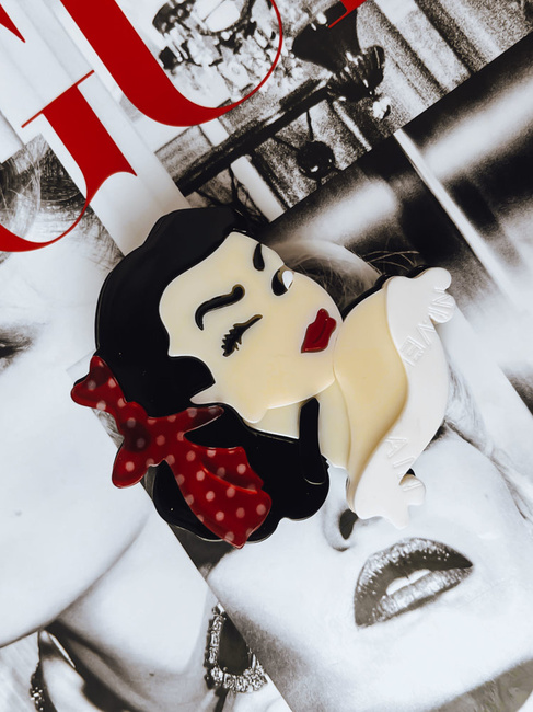 Ženski broš MERINS Barva  DSTREET HY0037