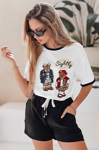 Ženska majica prevelike velikosti z vezenino CLASSY TEDDY bela Dstreet RY2844